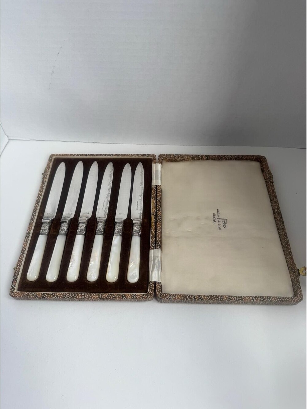Vintage Walker & Hall Sheffield Cased Set–6 Mother‑of‑Pearl Fruit/Dessert Knives